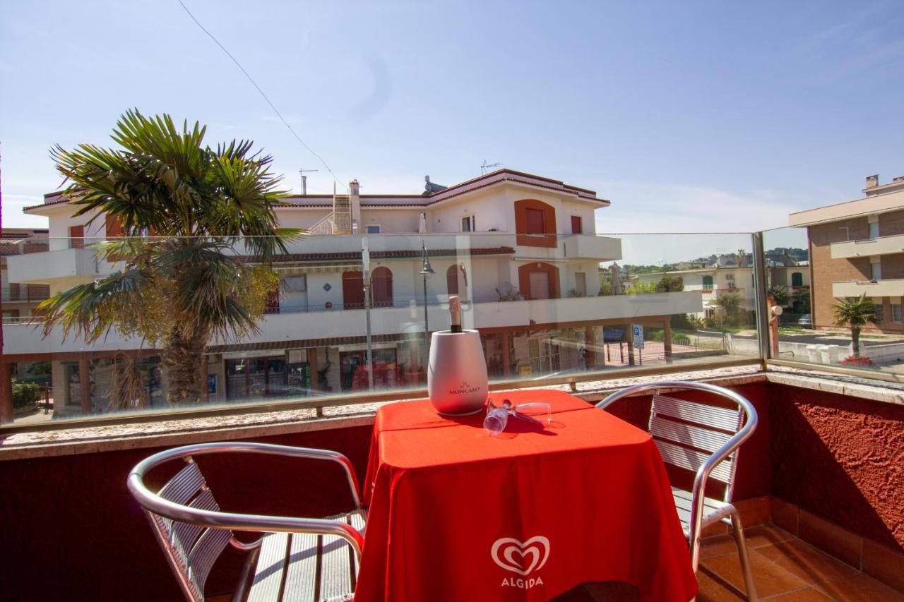 Casa Vacanze Gigli 누마나 외부 사진